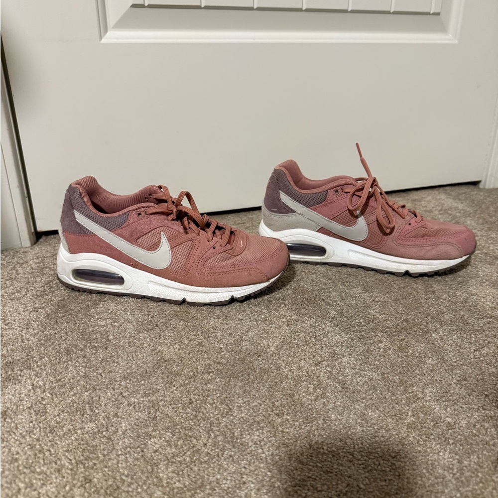 Nike Women's Dusty Rose Sneakers